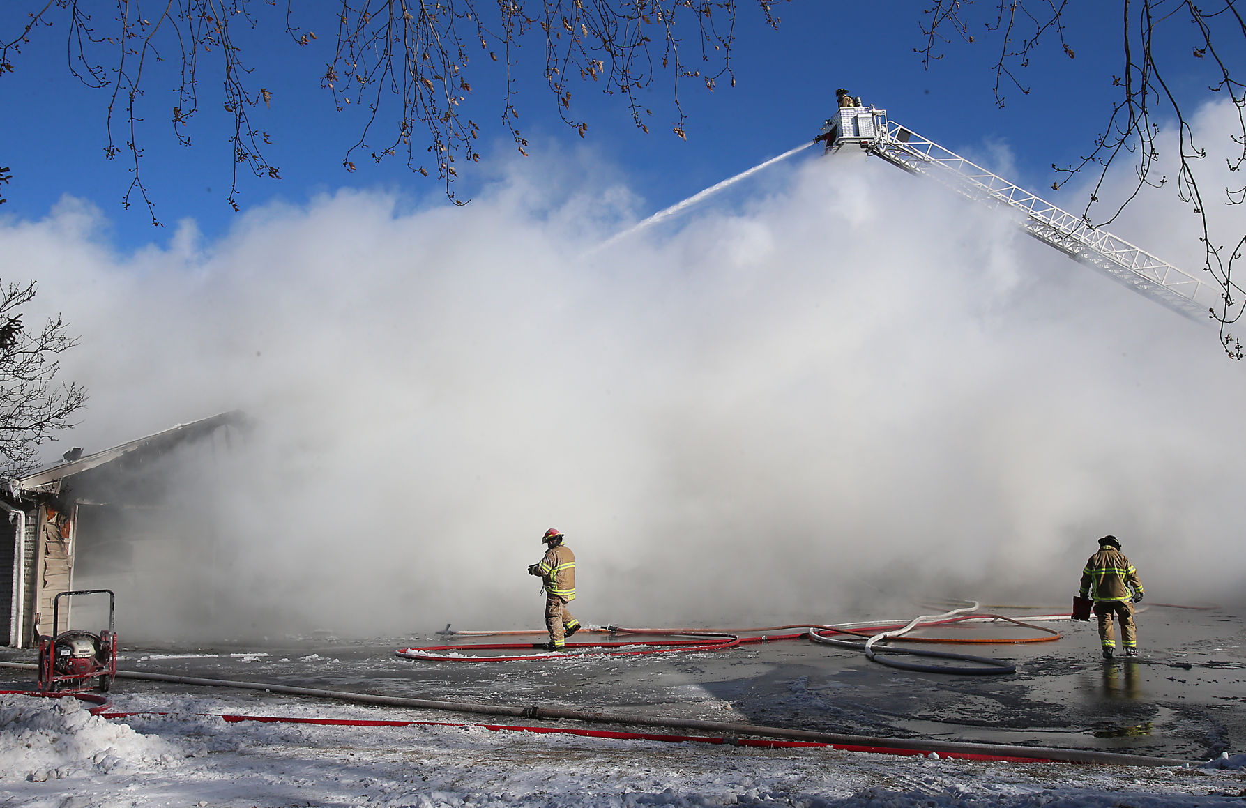 Holmen apartment fire